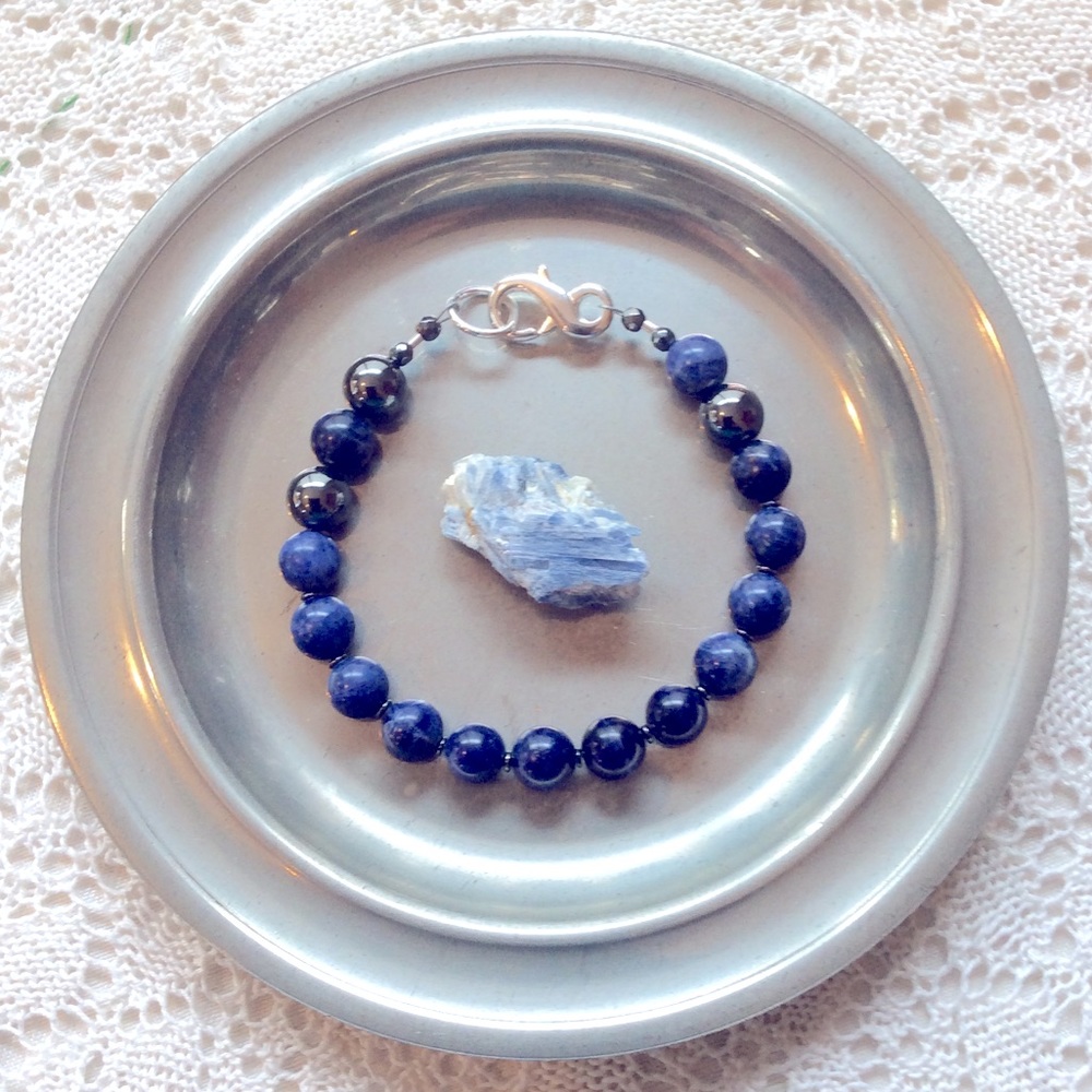 sodalite & hematite bracelet ⭐️ handmade ⭐️ NWT ⭐️